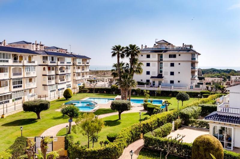 Apartamento Cerca De La Playa La Mata La Mata  Bagian luar foto